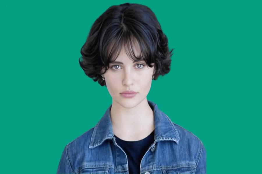 Gabrielle Echols Net Worth