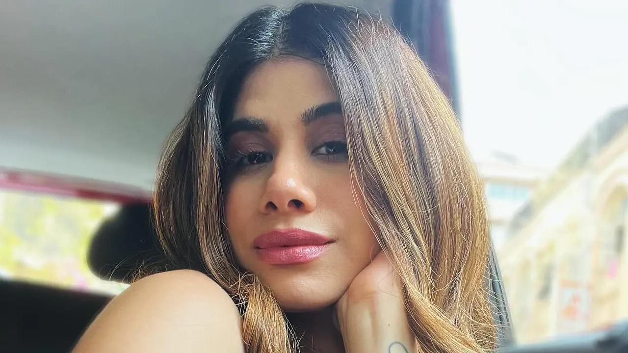 Malvika Sitlani Age